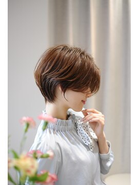 トッカ ヘアアンドトリートメント 難波店 小顔似合わせカット愛されクールショート20代/30代40代50代/難波