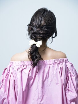 ロアーヘアー オペラオー 折尾店(RAWR hair Opera O) 【RAWR】モテ髪二次会ハーフアップドレスヘア