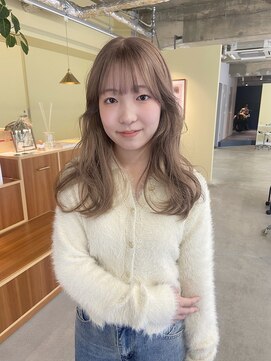 ロジェ(loje) [loje] ミルクティーベージュ/ハイトーン/小顔