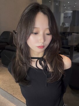 ジーナ 福岡天神(Zina) 韓国レイヤーカット/重軽レイヤーZina福岡天神