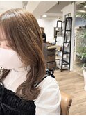 ベージュカラー