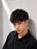 ゼロスバーバー(0's BARBER SHOP) マッシュツイスパメンズパーマ人気