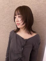 ビファインべクス(Befine becs)&nbsp;顔周りウルフカット　20代／30代　ナチュラルベージュ