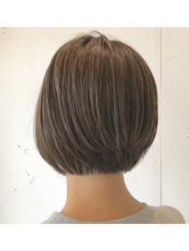 サロン ド ソーホー 蕨(Salon de SOHO) 【首元がキレイに見えるレイヤーボブ】