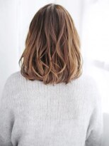 ヘアメイク ナル(hair make nalu)&nbsp;かきあげ前髪とゆる外ハネカール