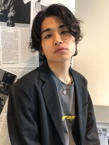 バイフィフス 原宿/表参道(by fifth)&nbsp;センターパートとニュアンスパーマで洒落感ヘア