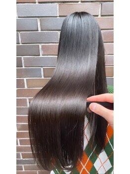 ミエル ヘア 新宿(miel hair)の写真/【キラ髪縮毛矯正+カット+シルクトリートメント￥8400 】まっすぐ過ぎない自然なストレートに♪【新宿】