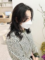 ロマーリ(LOMARLIE)&nbsp;レトロパーマ_顔まわりデザインカット