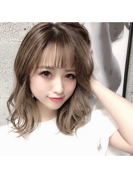 ボンドストーリーフリーク(Bond Story fleek) シルバーベージュ