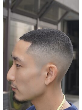 ジェントルマンバーバー(gentleman Barber) バズニグロ