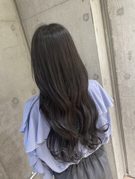 リビンバイアフロート(Livin by afloat) ブリーチなし　暗髪　アイスグレージュ　おおたかの森