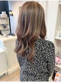 福山人気caary立体感ハイライトカラーことりベージュロングヘア
