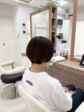 アッシュ 鶴ヶ峰1号店(Ash) 丸みショート♪