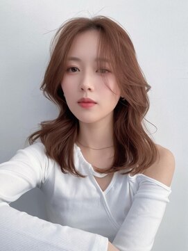 ユーフォリア 池袋東口駅前店(Euphoria) 韓国風/艶カラー/ロングレイヤー/透明感/暗髪/大人可愛い