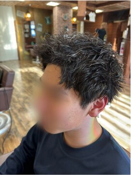 アルファレイズトロワ(alphareiz trois) メンズパーマ【ツイスパ】