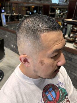 フォーコーナーズカットショップスリーセント 栄(FourCornersCutShop 3/cent) バズカット/ボウズフェード/ボウズ/バズクロップ/クロップ