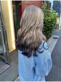 シルバーベージュダークグレーエンドカラー　大館