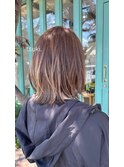 《tsuki.》layer bob × グレージュ
