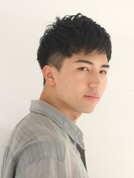 メンズショート　刈り上げ　ビジネスカット　ツーブロック