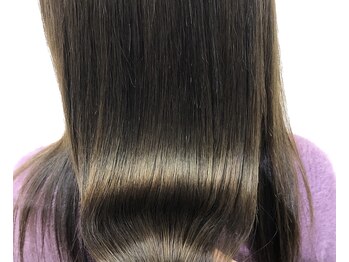 ヘアポット(hair pot)の写真/酸性、低アルカリの薬を使い分けるから髪への負担が少ない◎指通りがぐっと柔らかな仕上がりに♪