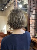 軽やかカールで魅せるニュアンスショートボブ【468スタイル】