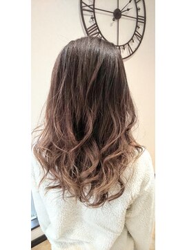 ビヤンカ(Biyanka) ナチュラルぐらでーしょんカラー