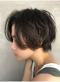 センターパート_ハンサムショート