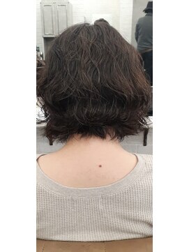 アンフィ 南町田(Anphi) 前下がりウェーブ