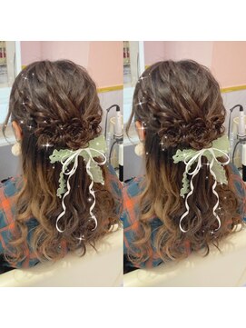 アリエス 新宿駅前東口店(Aries) お花ハーフアップ