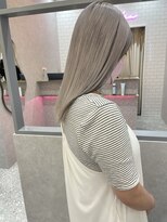 ロンド レア 天神大名店(Lond Le’a)&nbsp;ホワイトカラーお任せ下さい！福岡天神大名