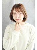 ブラウンベージュ×フェミニンボブ