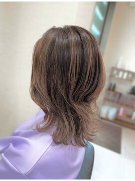 トゥエンティ(twenty) ベージュハイライト