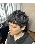なにか渋めなルーズパーマ。　20代/30代/社会人/こなれ感