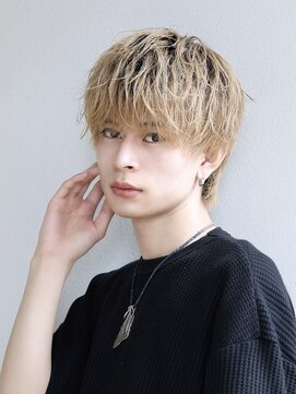 リップス 二子玉川店 (LIPPS) シャープな束感 マッシュショート