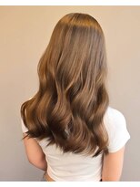 【栄矢場町】ブリーチなしダブルカラー、ゆる巻き、艶髪