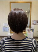 ショートボブ
