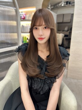 ヴェイナゴヤ(VEYY. nagoya) ワンカールレイヤー/明るめグレージュ/顔周りカット