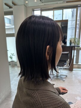 ゴーズゴードットビー 吉祥寺(go s go .b) ぱつっときりっぱなしボブ