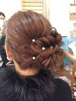 ロカット サロン(Roquat Salon)&nbsp;華やかパールピンサイドアレンジ【ヘアセット　立川/立川南】