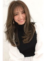 ケアシンサイバシ(CARE shinsaibashi) ゆるウェーブレイヤー 担当 松村