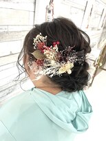 ブルームス アンジュ(Blooms Unge) ブライダルヘアメイク　シニヨンスタイル