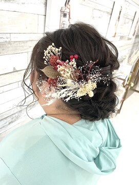 ブルームス アンジュ(Blooms Unge) ブライダルヘアメイク シニヨンスタイル