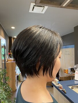 ビスカ(Bisca) ショートボブ