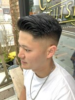 フォーコーナーズ(Four Corners)&nbsp;スキンフェード／フェードカット／バーバー／七三分け／刈り上げ