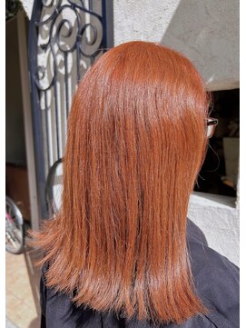 マイノリティー(Minority Produced By TOPHAIR) 切りっぱなしロングボブ×オレンジカラー