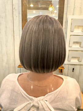 リノ(Lino) グレージュボブ