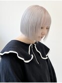 ホワイトブロンドケアブリーチハイトーンイメチェンボブ