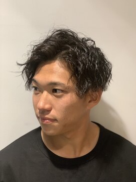 ビューティーリゾート アカヒゲ(Beauty Resort AKAHIGE) アップバングツイストスパイラル