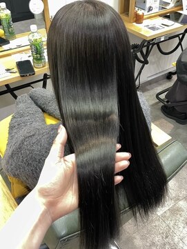 オッジバイケンジ(oggi by KENJE) ロング/艶カラー/オリーブ/ツヤ髪