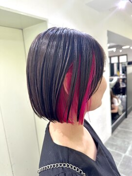 ポプルス(popls) ボブ/インナーカラー/推しカラー/インナー赤/イヤリングカラー